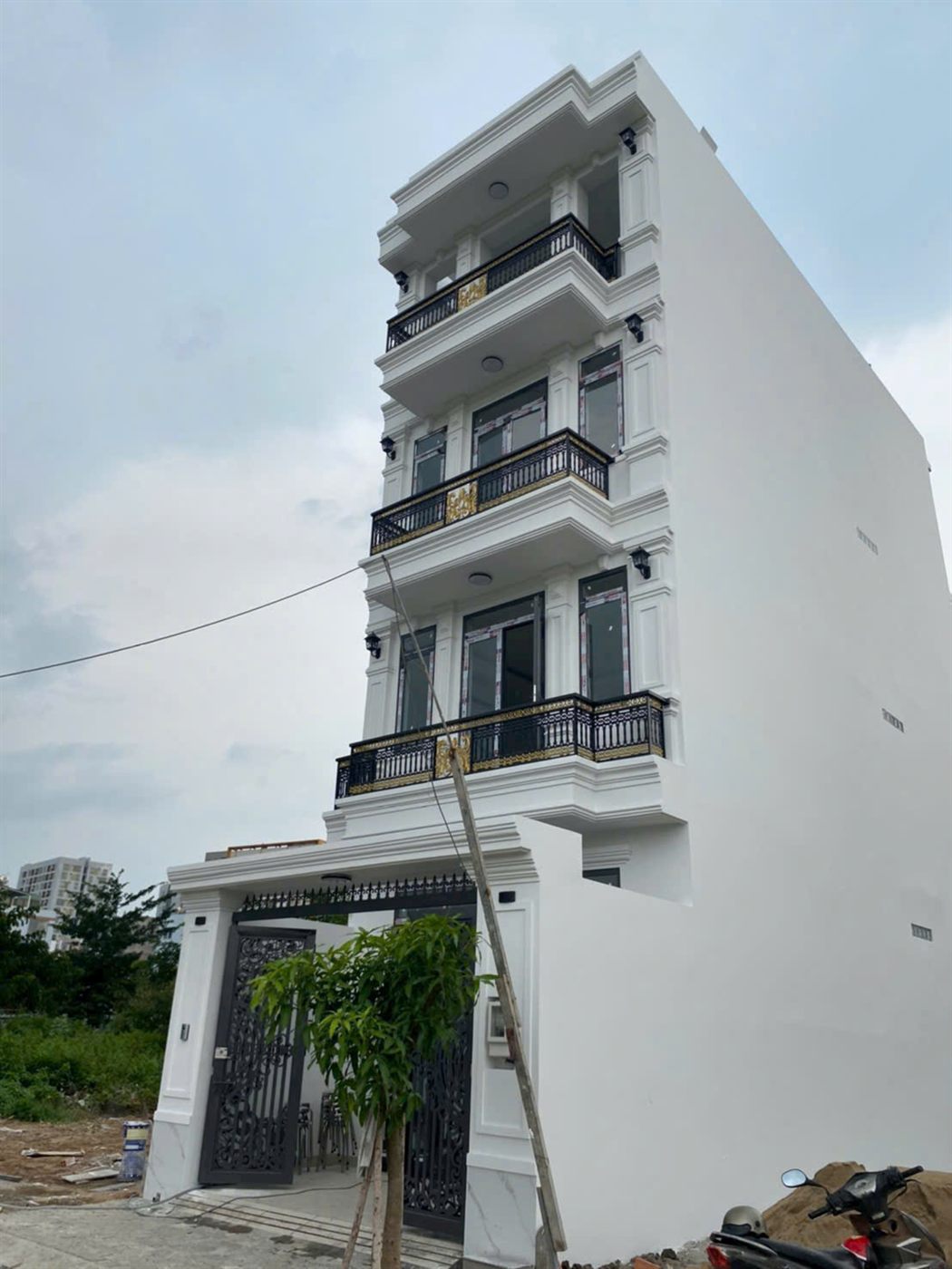 Công trình Anh Định — Đường B6, Nam Rạch Chiếc, Q.2